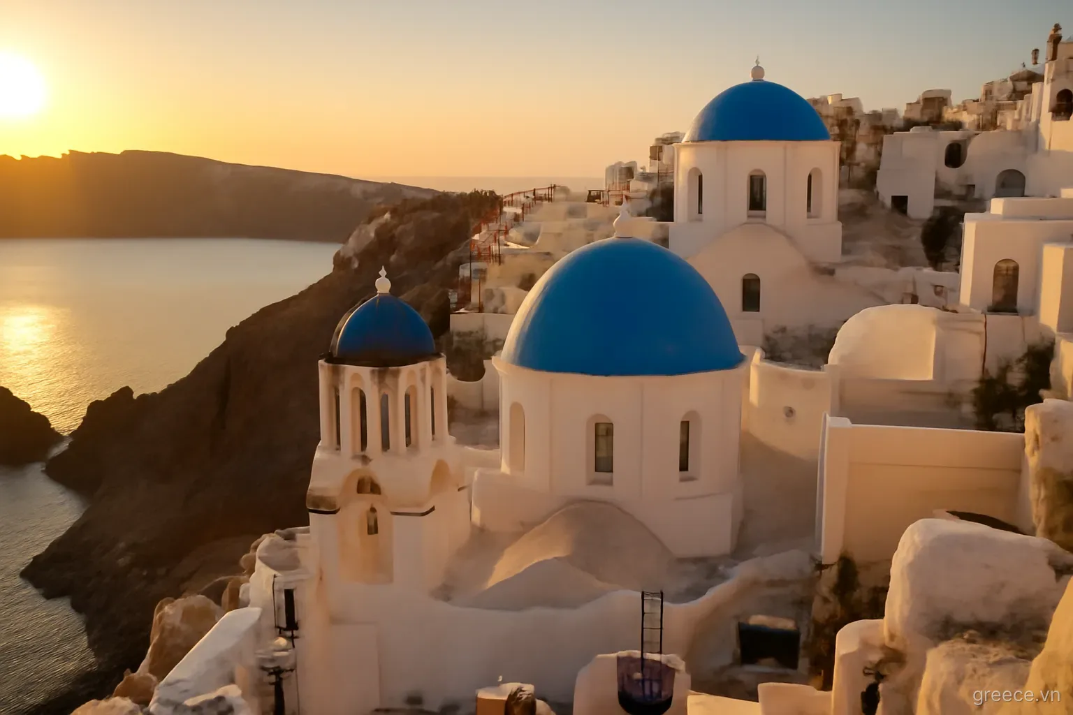 Travelling Greece on a budget and safely